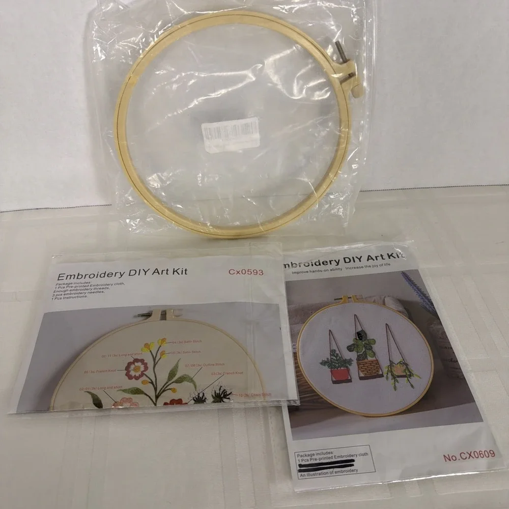 Boho Wild Flower Embroidery‎ DIY Art Kits Stamped Cloth Beginner Kits with Hoop